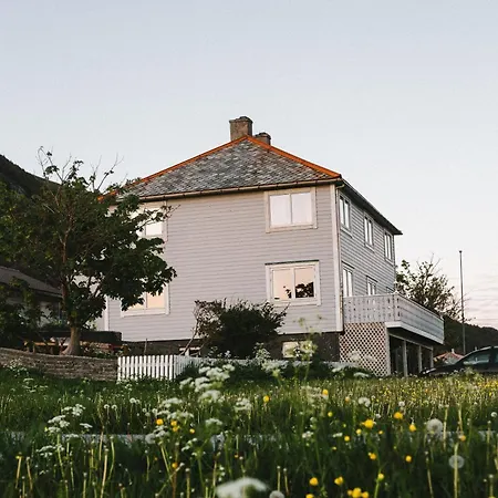 Apartament Kommahuset Ervik (Vestland)